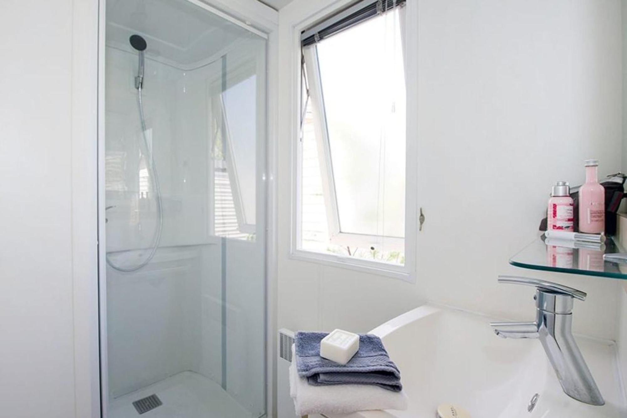 Mobile Home Camping Marvilla Parks Le Petit Mousse M028 Vias Esterno foto